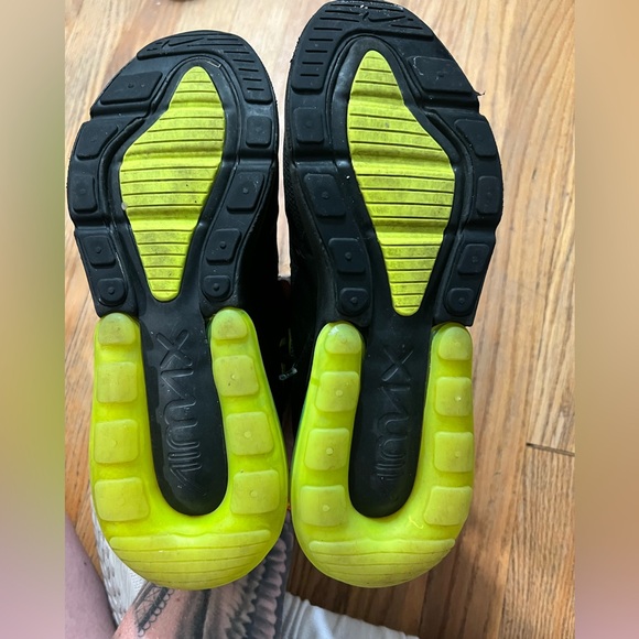 AIR270 - Picture 3 of 6